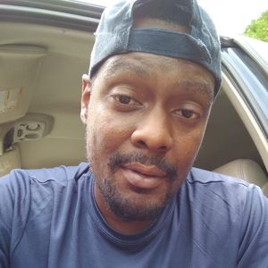 Meet your Posher, Derrick